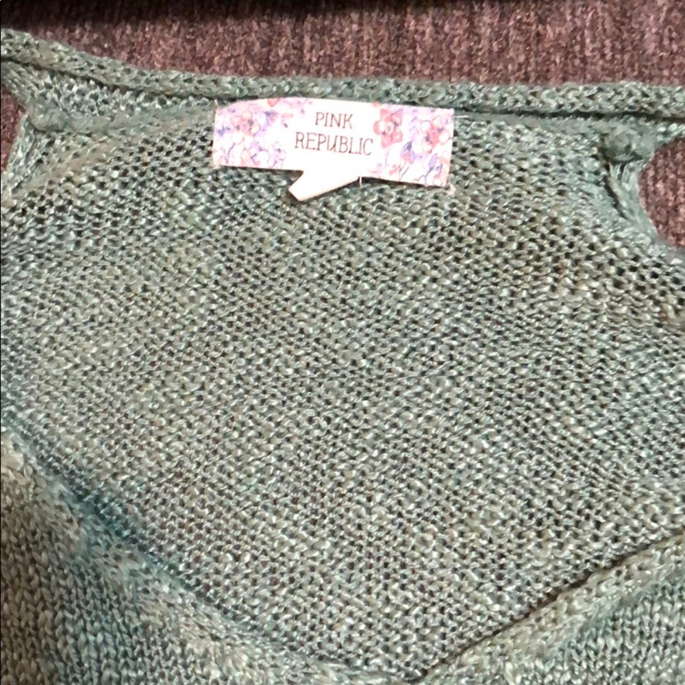 Sweater - Picture 2 of 3